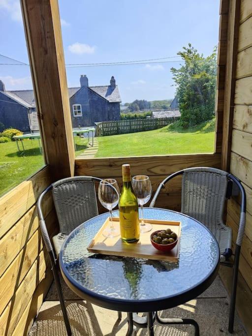 Little Swelle Cabin With Awesome Sea Views Poundstock Eksteriør bilde