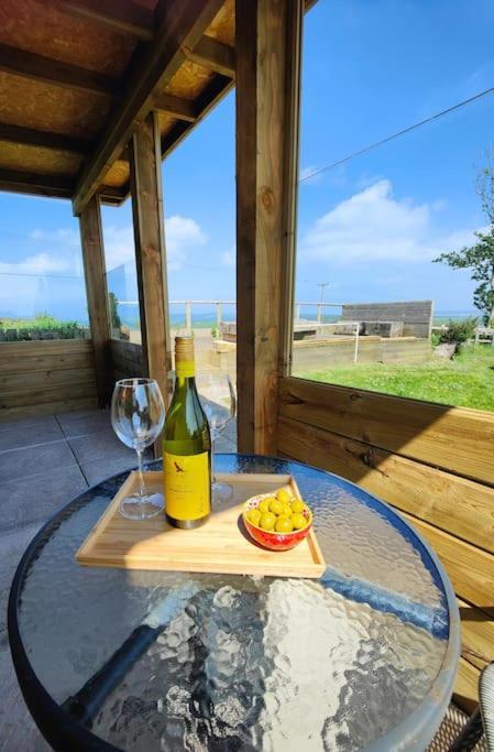 Little Swelle Cabin With Awesome Sea Views Poundstock Eksteriør bilde